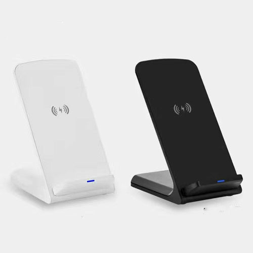 Wireless Charging Stand Demonstrating 45-Degree Viewing Angle by DeskCraft
