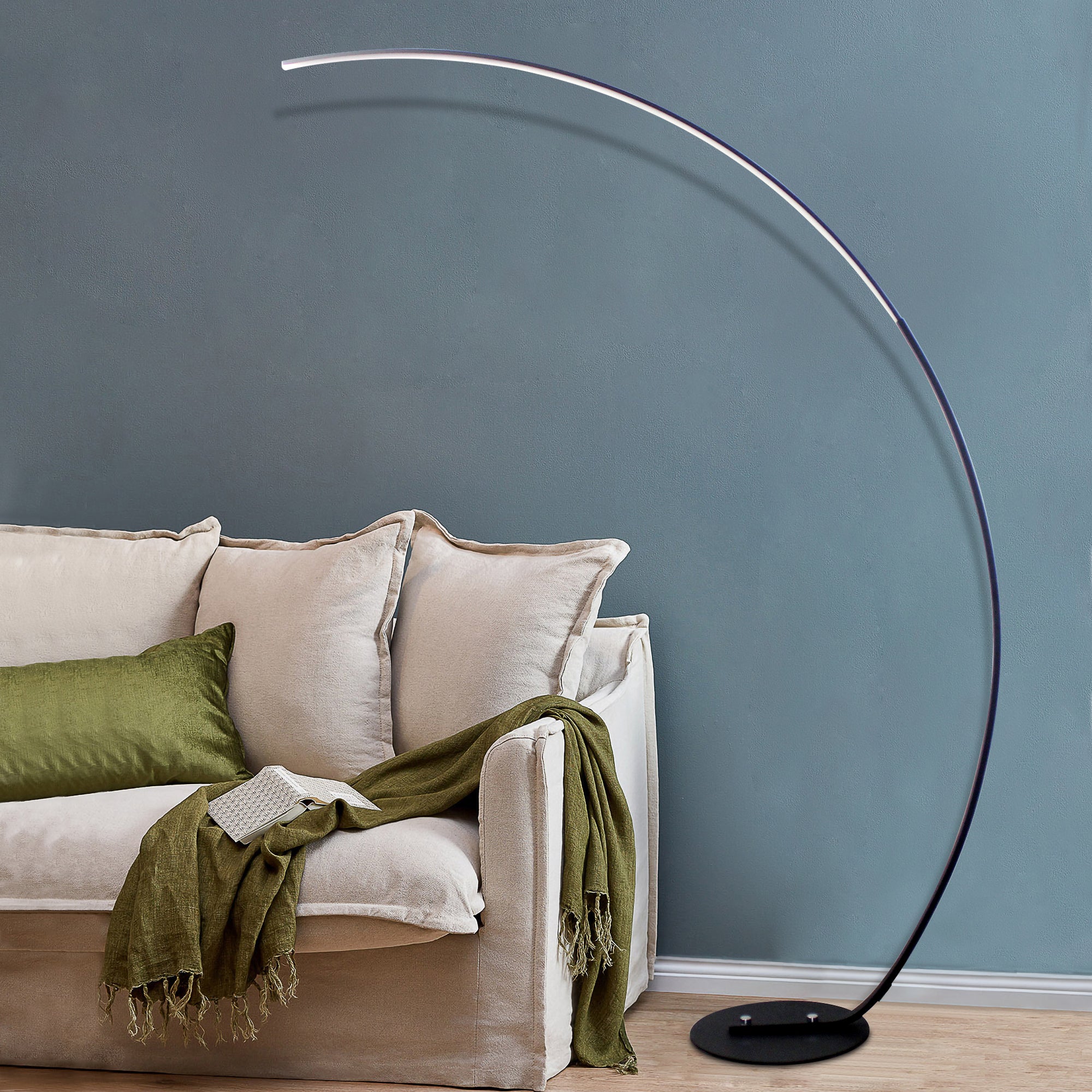 DeskCraft RGBW Curve Floor Lamp
